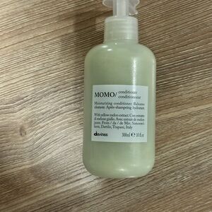Davines MOMO Conditioner - Light Green